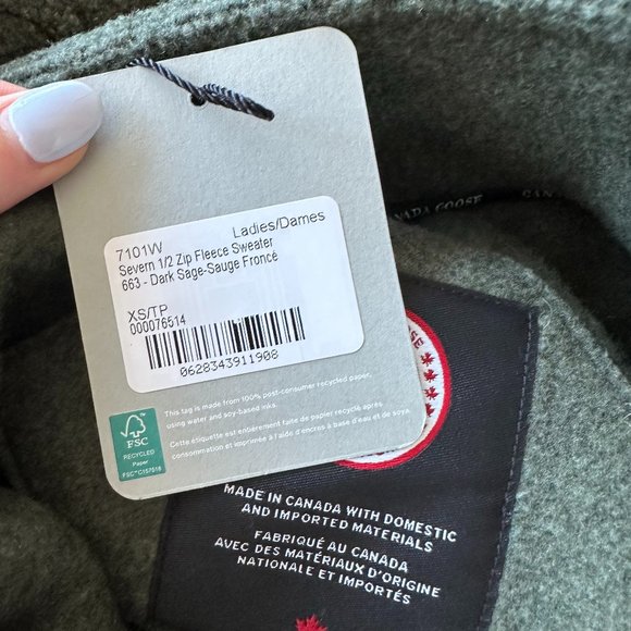 ❌SOLD❌NWT Canada Goose Severn 1/2 Zip Fleece Sweater Wool High Collar Dark Sage - Picture 4 of 9